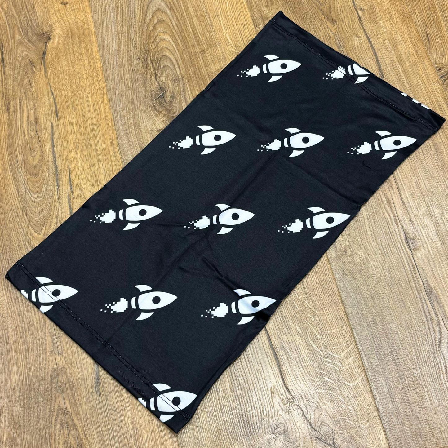 Razzo Unisex Lightweight Snood